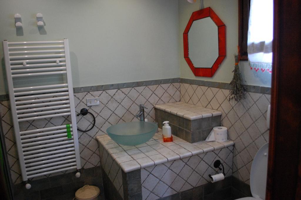 Bed and Breakfast Il Pino Vetulonia Zimmer foto