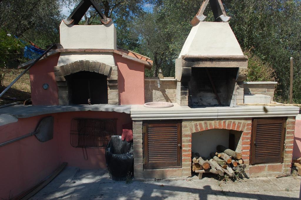 Bed and Breakfast Il Pino Vetulonia Exterior foto